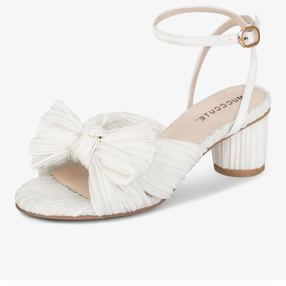 Mucccute Shoes - Miu Miu Cream Pleated Bow Block Heel Sandals